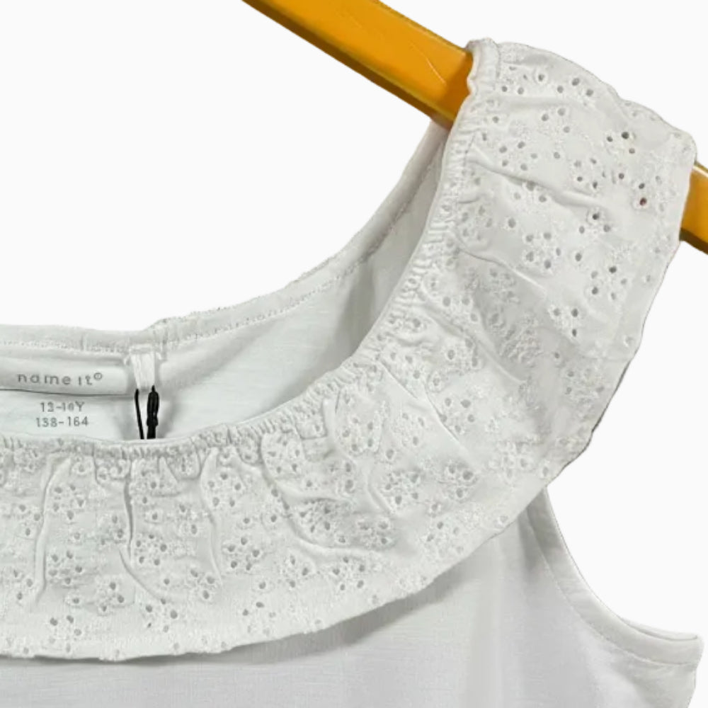 Name It top bianco con scollo in sangallo bambina - Abbigliamento bambini firmato | CDifferent Outlet