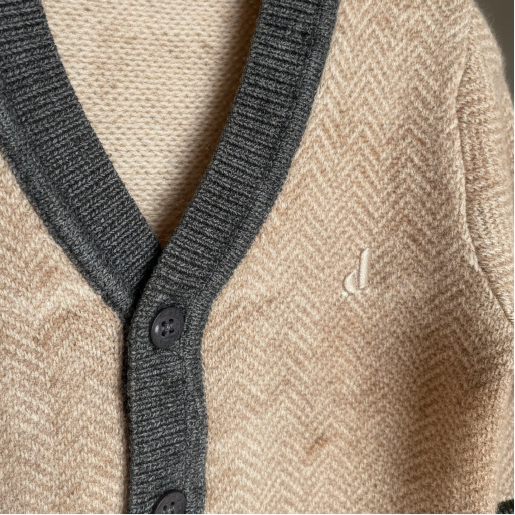 Jeckerson cardigan neonato a trecce con profili a contrasto