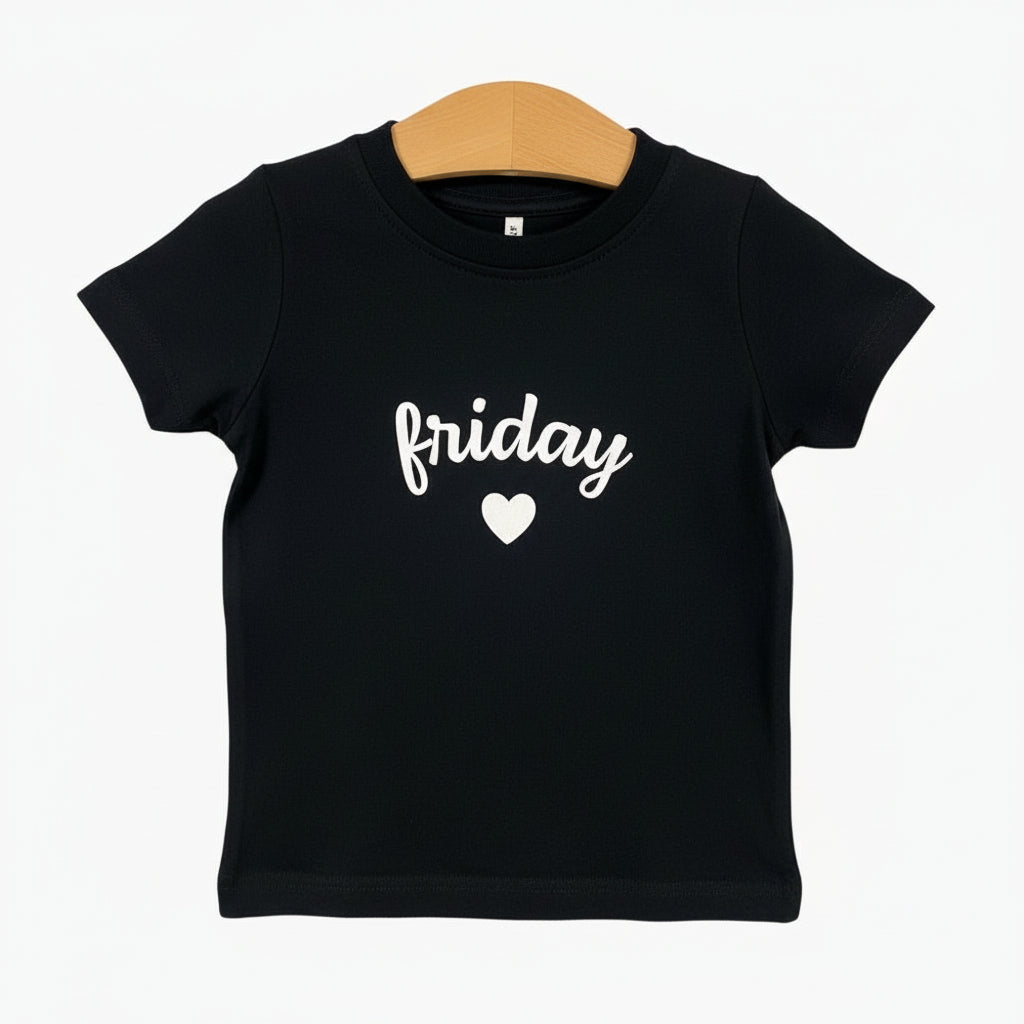 Only t-shirt mezza manica con scritta Friday bambina nera